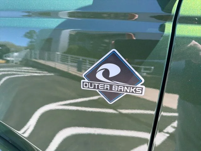 Used 2025 Green Ford Outer Banks image 24