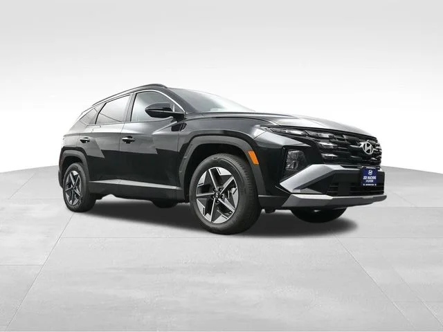 Used 2025 Gray Hyundai SEL Convenience image 32