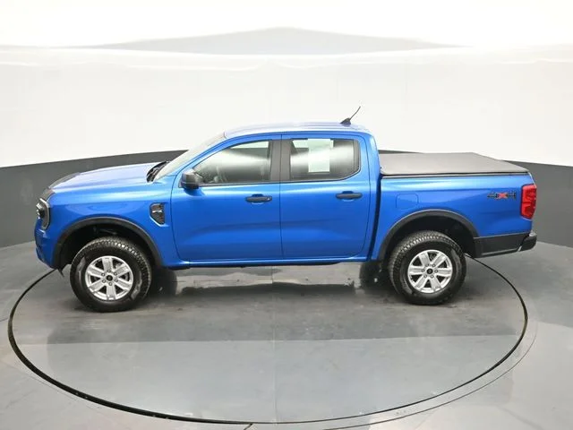 Used 2024 Blue Ford XL image 12
