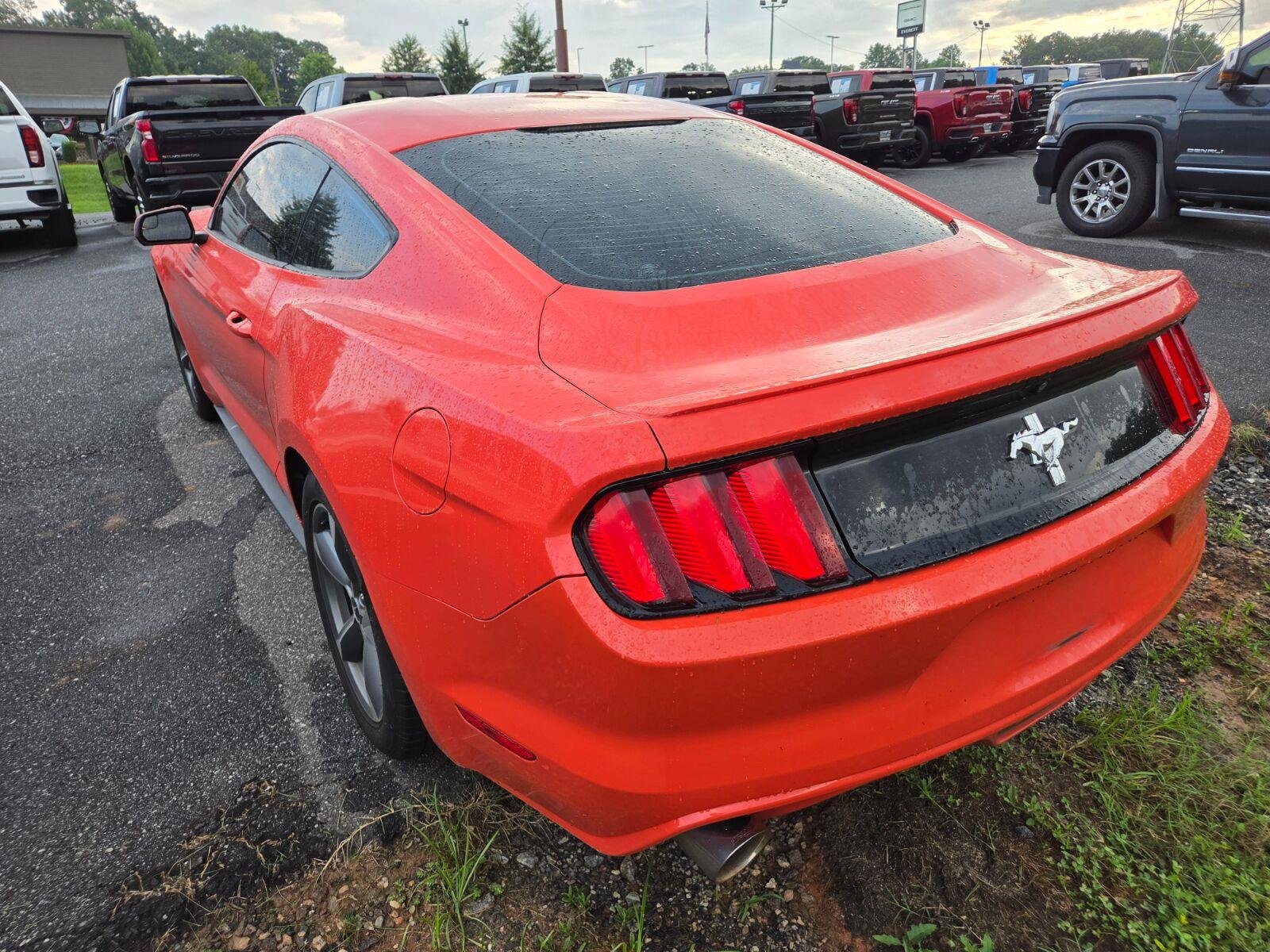 Used 2016  Ford V6 image 7