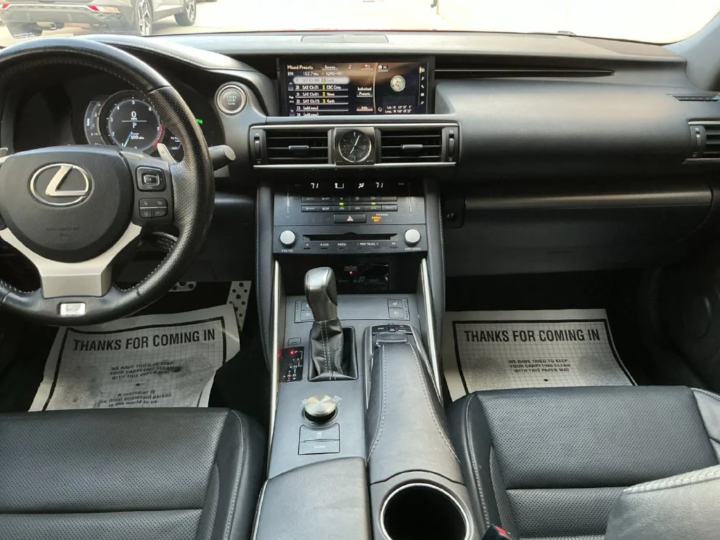 Used 2018 Red Lexus 350 image 27