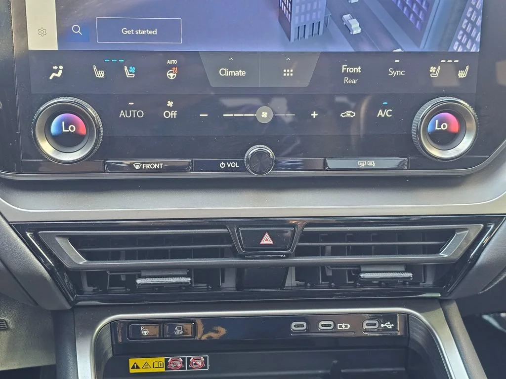 Used 2024  Lexus TX 350 image 34