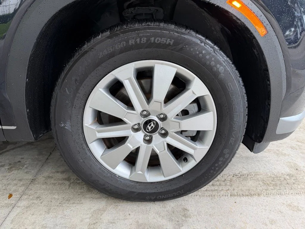 Used 2024 White Hyundai SEL image 18