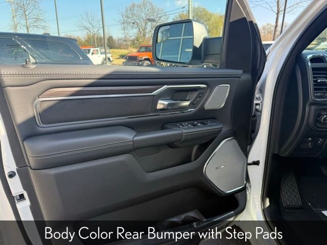New 2026 Ivory White Tri-Coat Pearl-Coat Exterior Paint RAM Laramie image 14