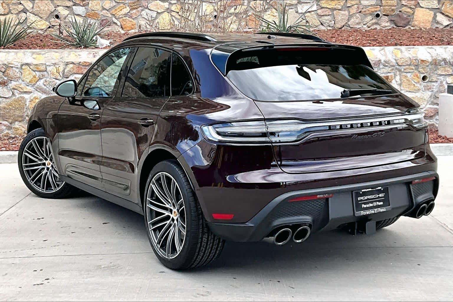 2026 Porsche Macan GTS - Photo 3