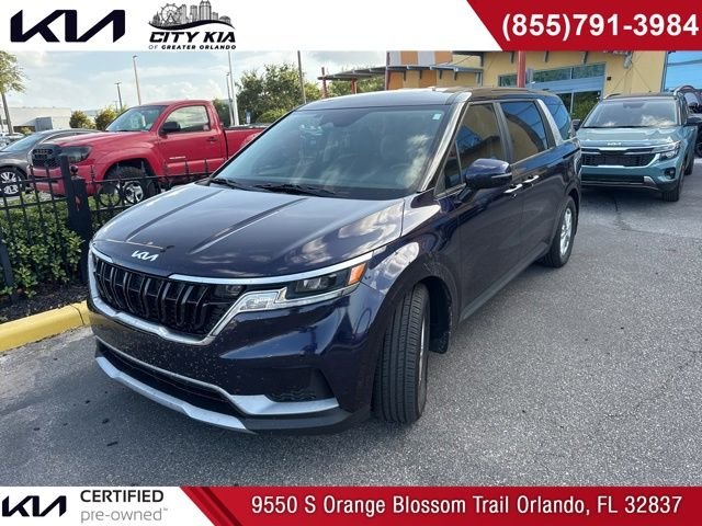 2023 Kia Sedona LX Seat Pkg's photo