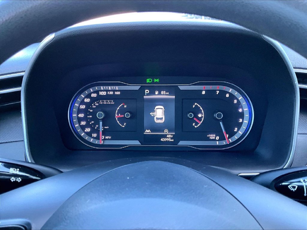 Used 2024 Shimmering Silver Hyundai SEL image 25