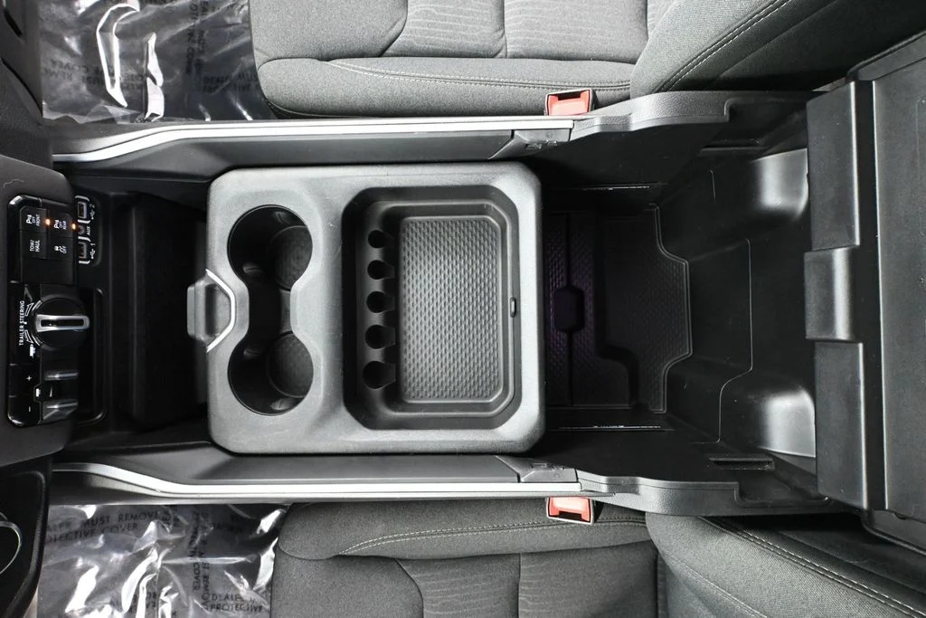 Used 2021 Silver Ram Big Horn/Lone Star image 39