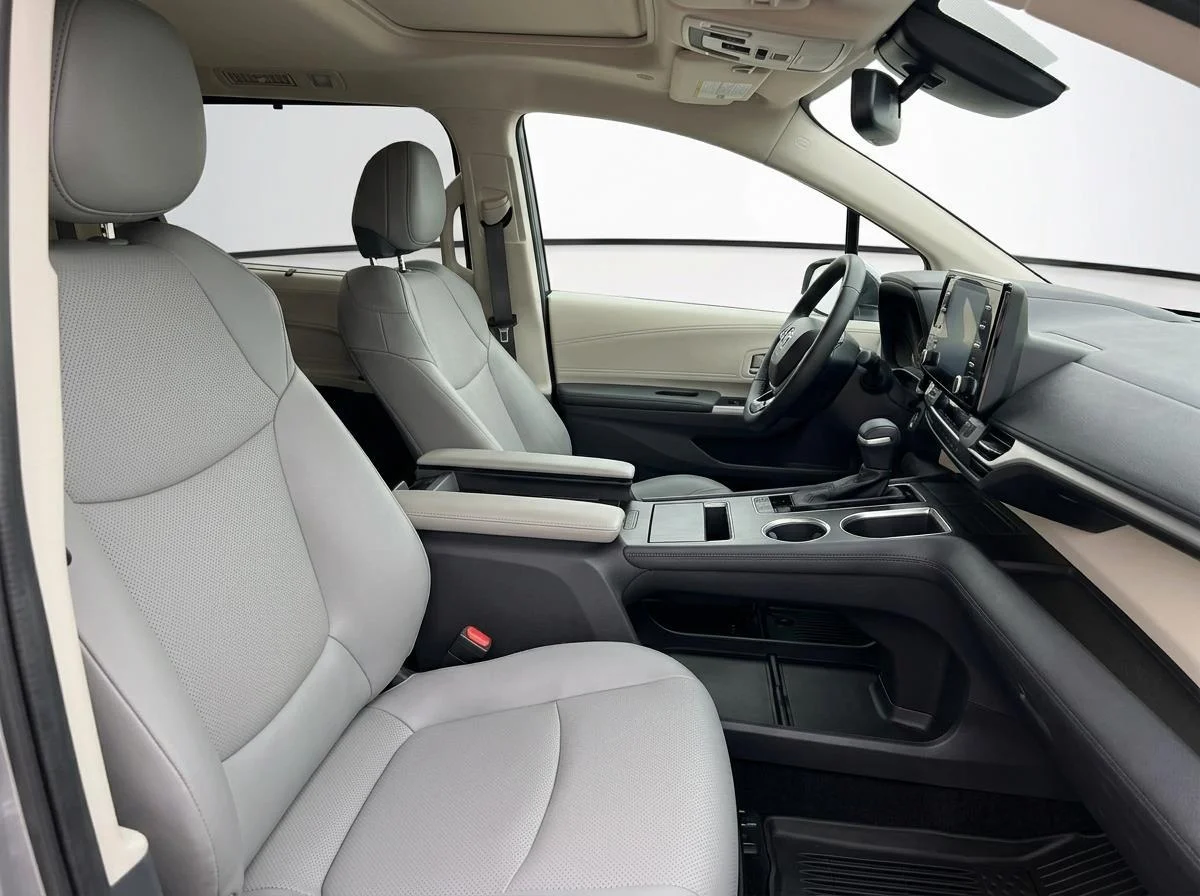 Used 2024 Midnight Black Metallic Toyota XLE image 11