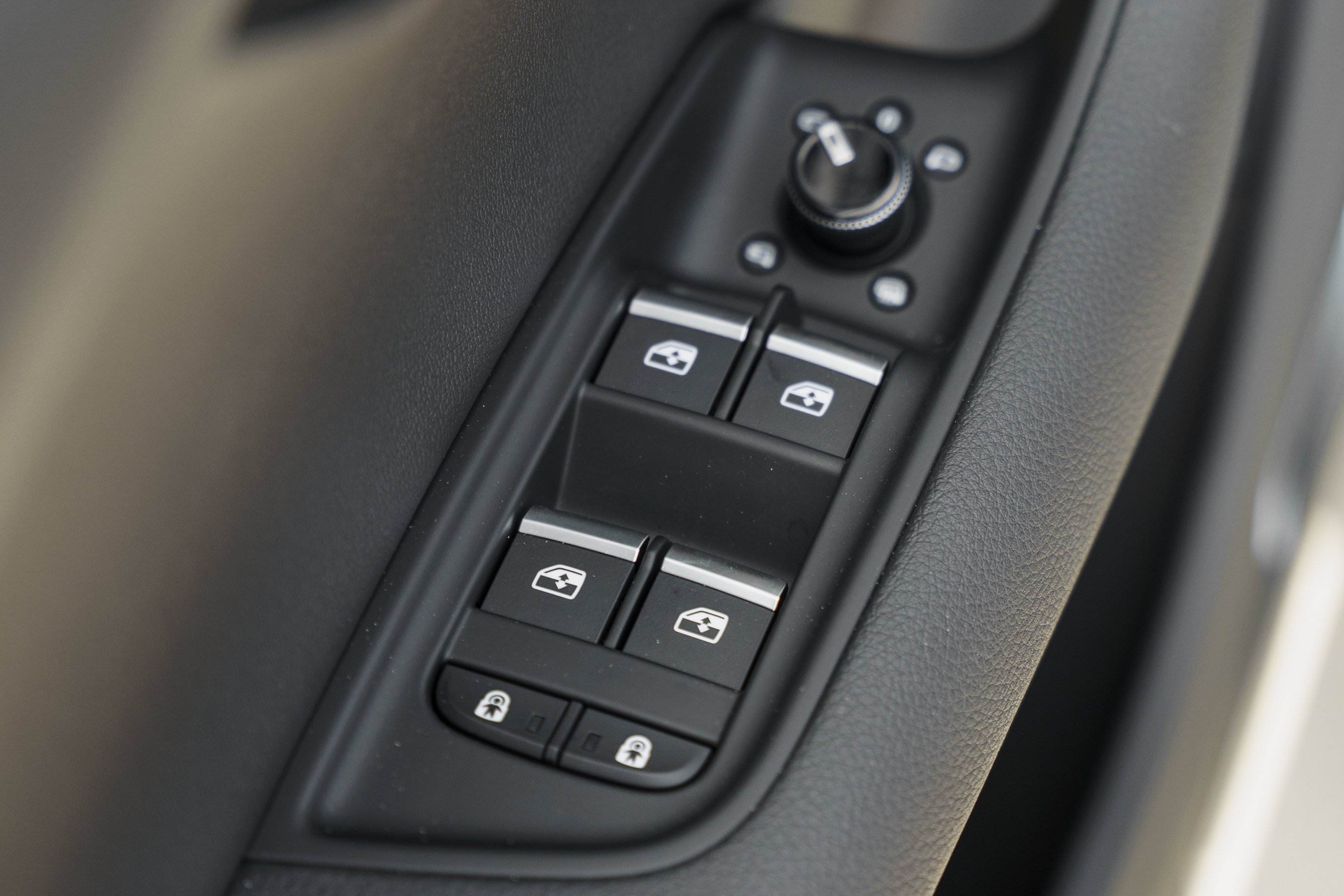 New 2026 MYTHOS BLACK Audi Premium image 24