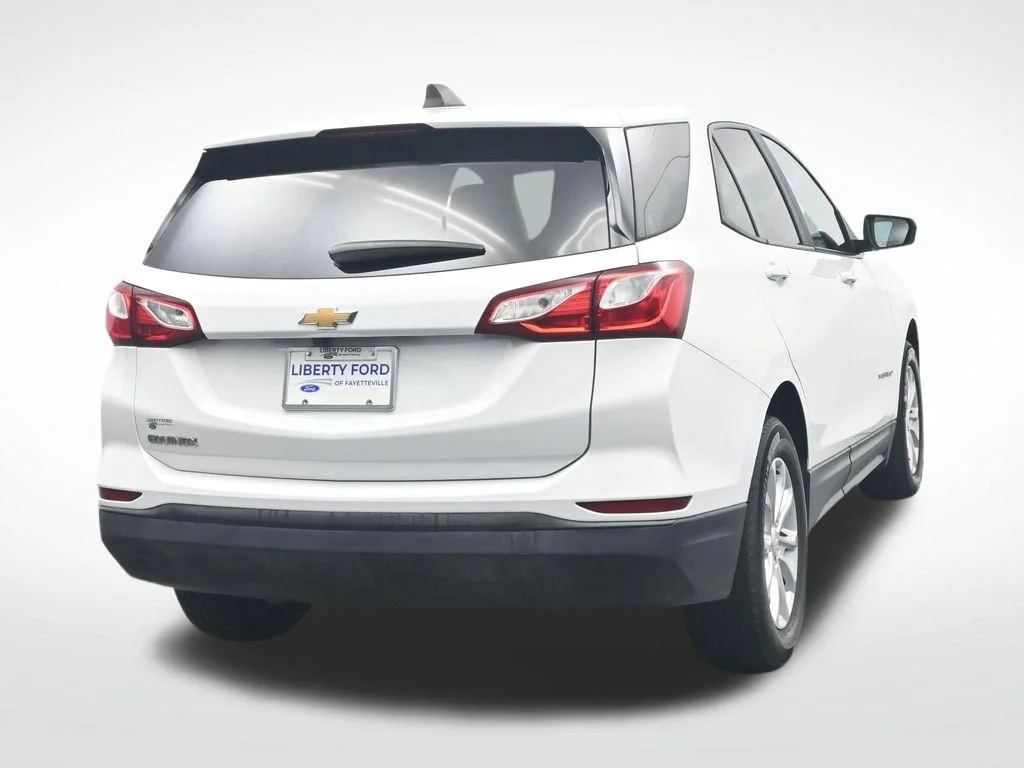 Used 2021 Summit White Chevrolet LS image 7