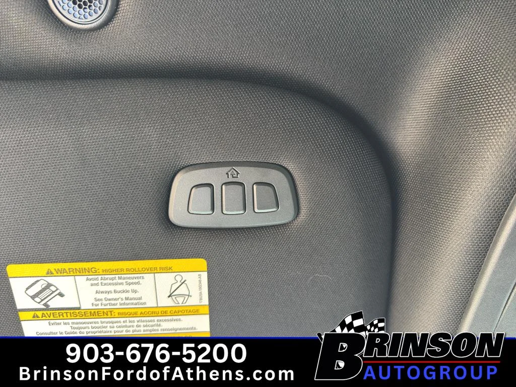 Used 2025 Iconic Silver Metallic Ford LARIAT image 27