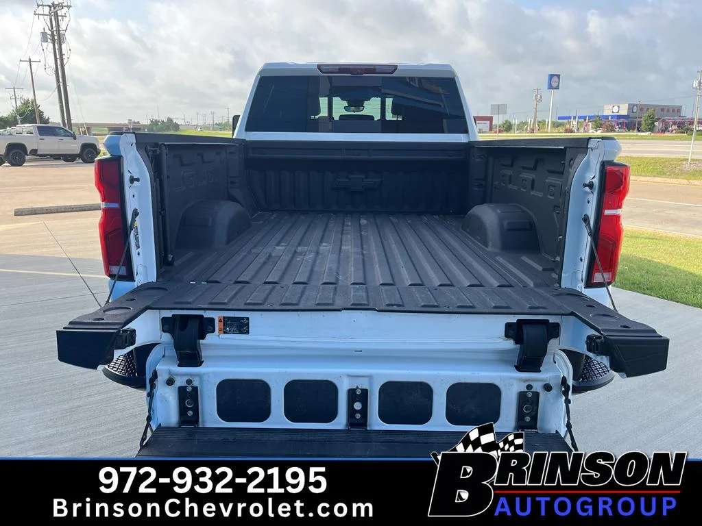 Used 2025 Summit White Chevrolet ZR2 image 12