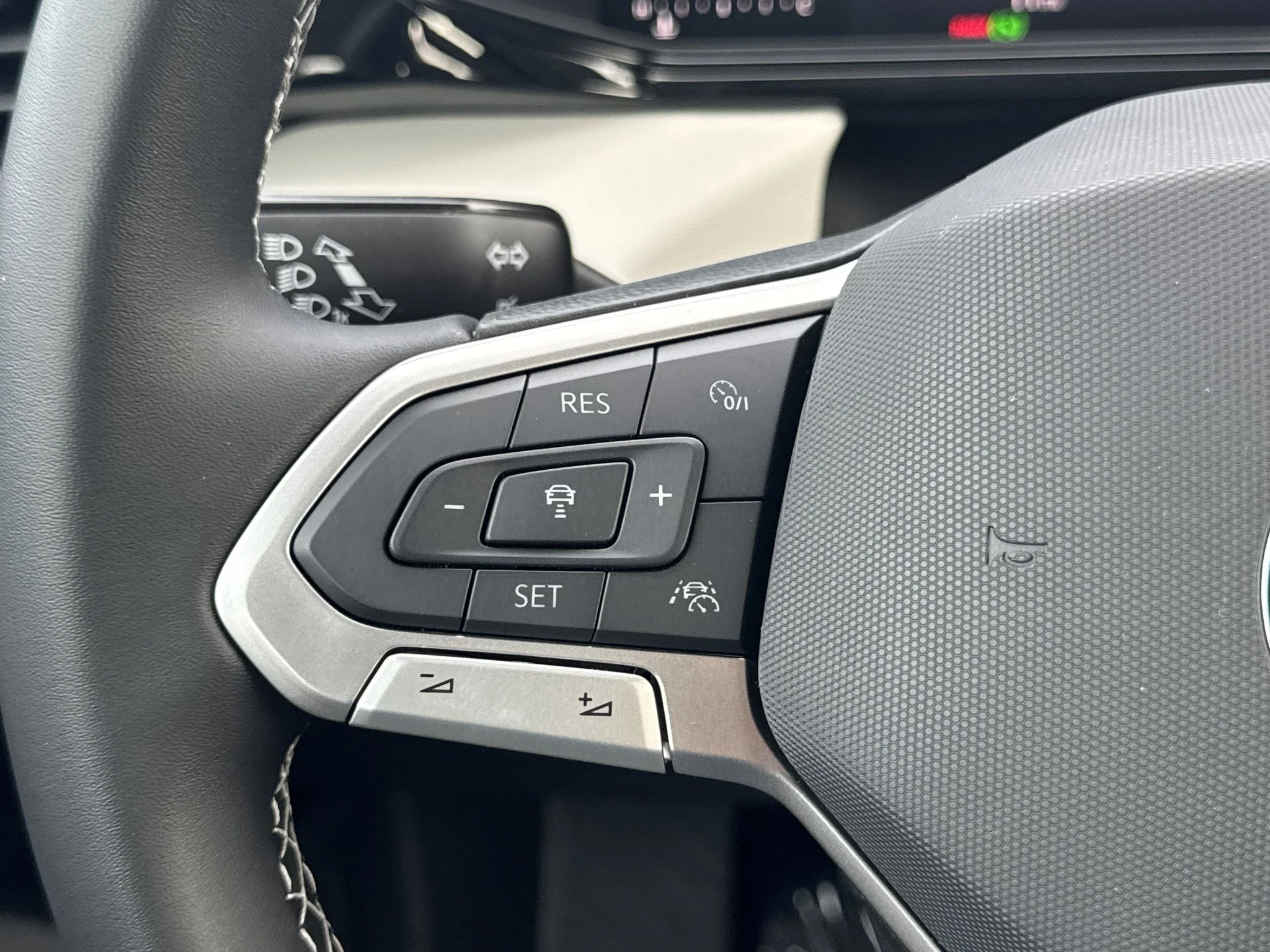 New 2026 Pure White Volkswagen S image 19