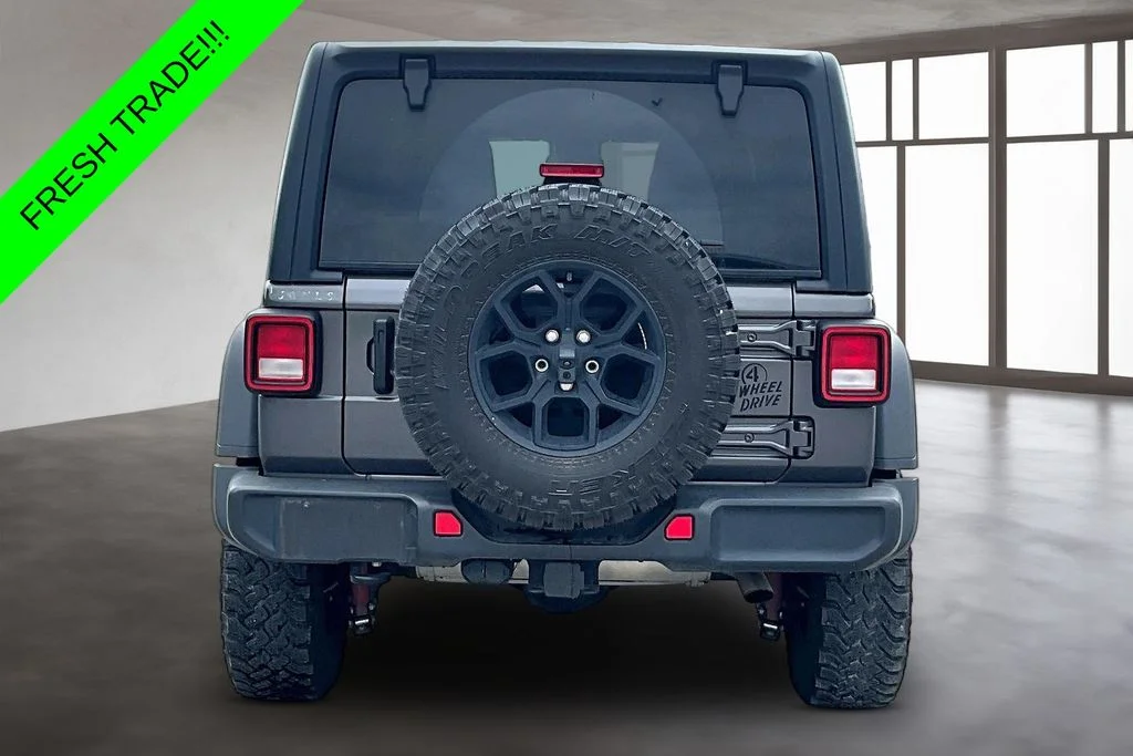 Used 2024 Gray Jeep Sport image 5