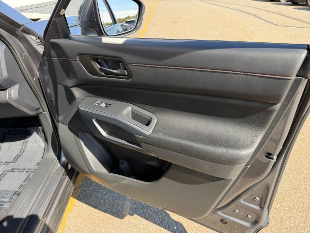 Used 2023 Gray Nissan Rock Creek image 28