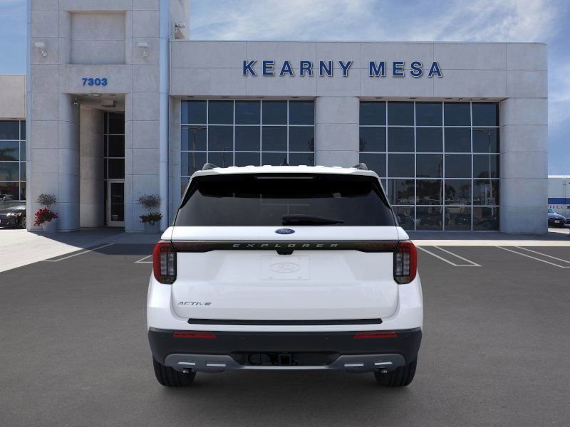 New 2026 Star White Metallic Tri-Coat Ford Active image 34