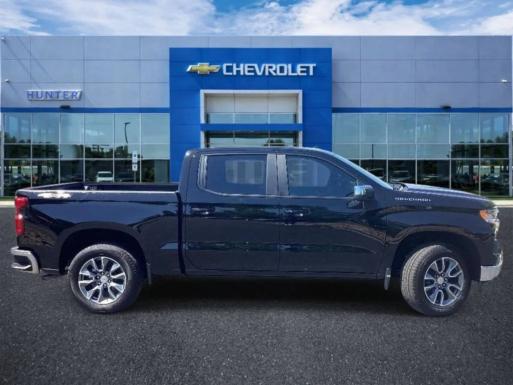 New 2026 Black Chevrolet LT image 6