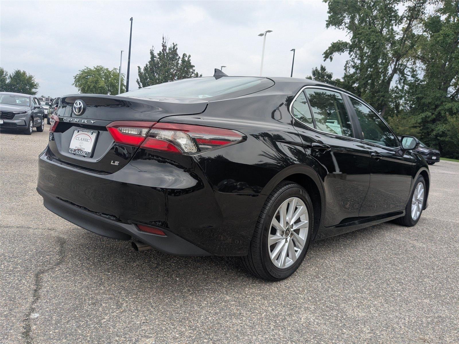 Certified Used 2024  TOYOTA  image 4