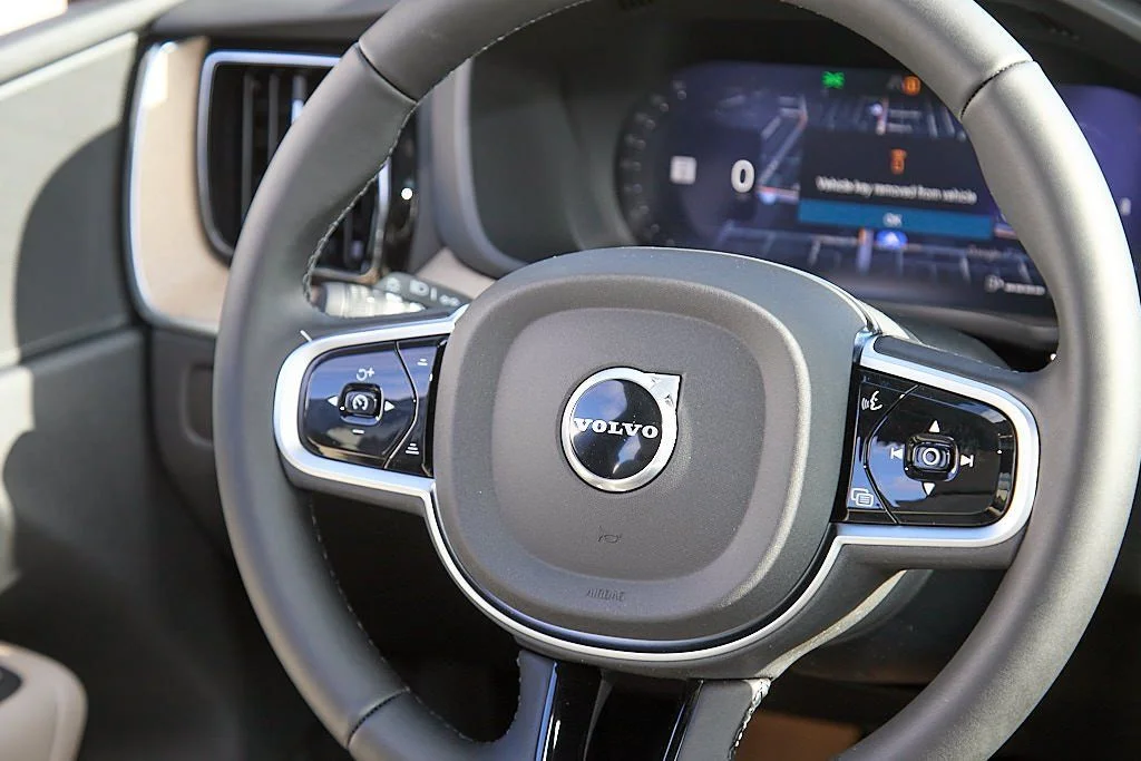 New 2026 Vapour Grey Volvo Core image 25