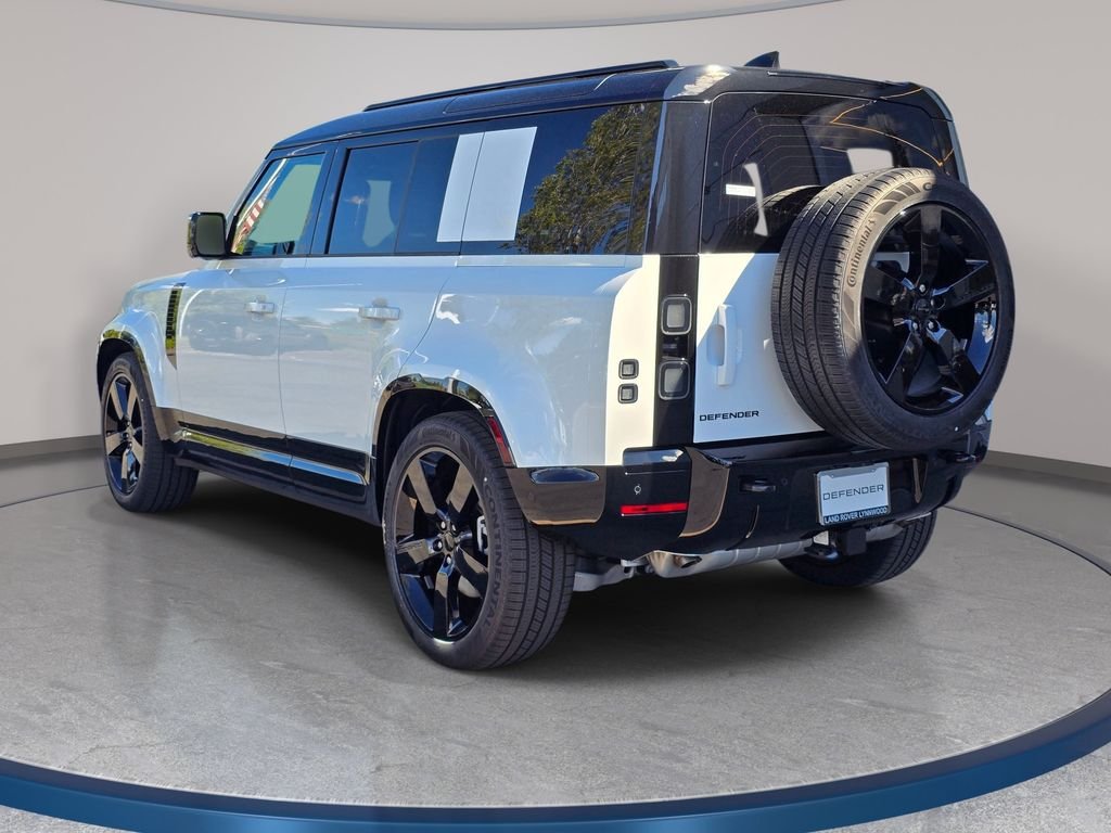New 2026 Fuji White LAND ROVER X-Dynamic SE image 6