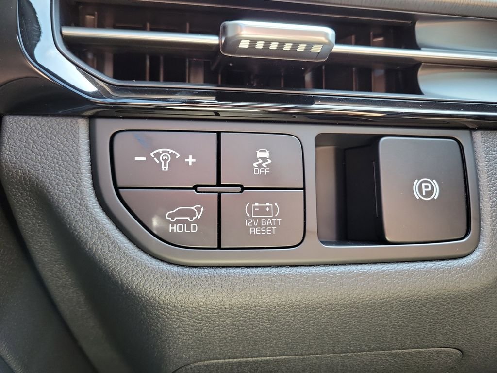New 2026 Blue Kia X-Line image 26