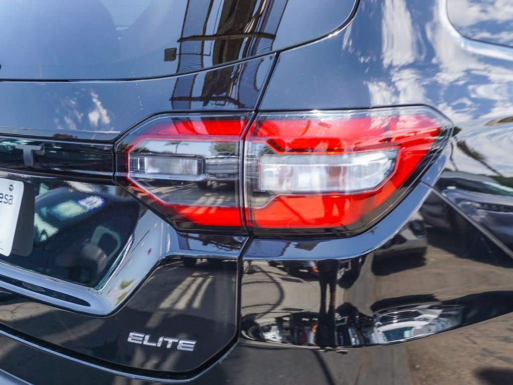 Used 2023 Black Honda Elite image 8