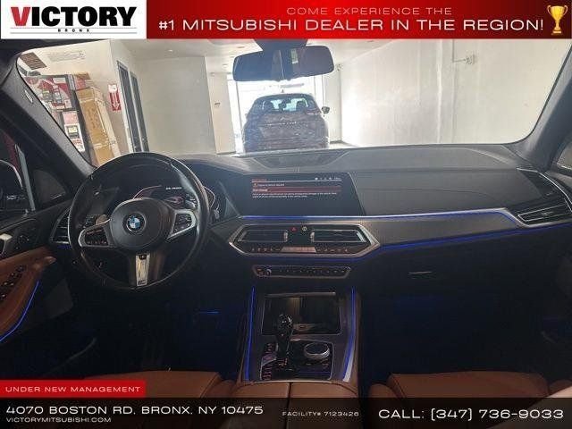 Used 2021 Black BMW M50i image 24