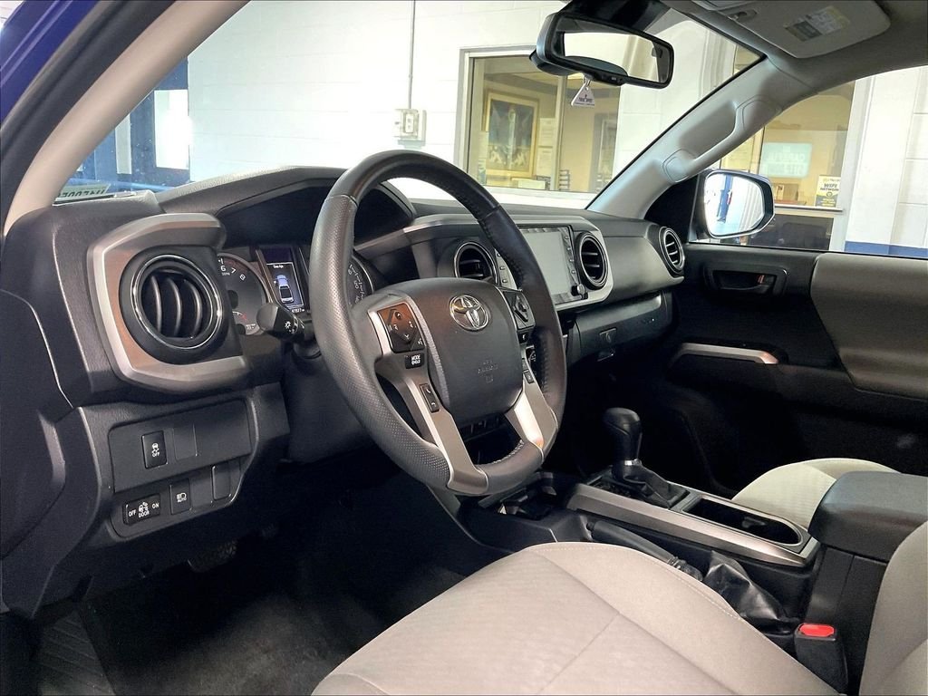 Used 2023 Blue Toyota SR5 image 8