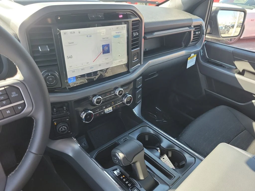 New 2026 Oxford White Ford XLT image 22