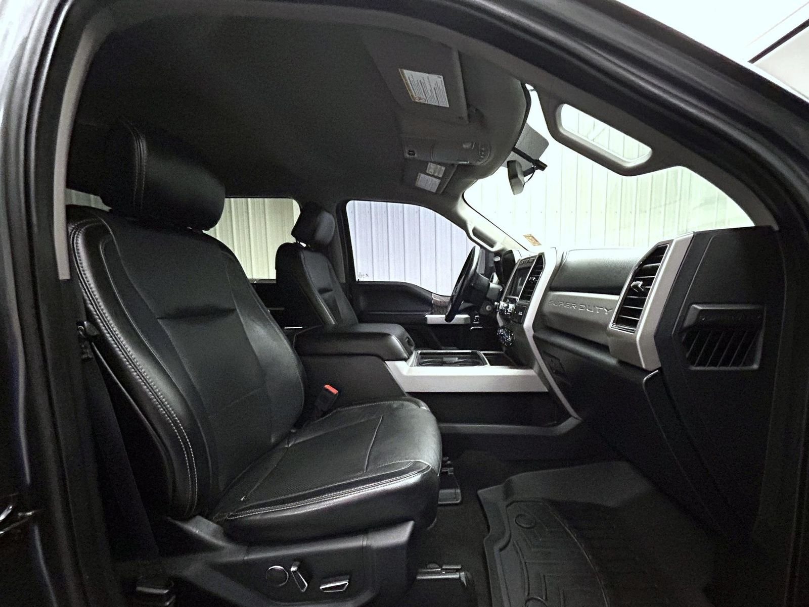 Used 2019 Gray Ford Lariat image 15