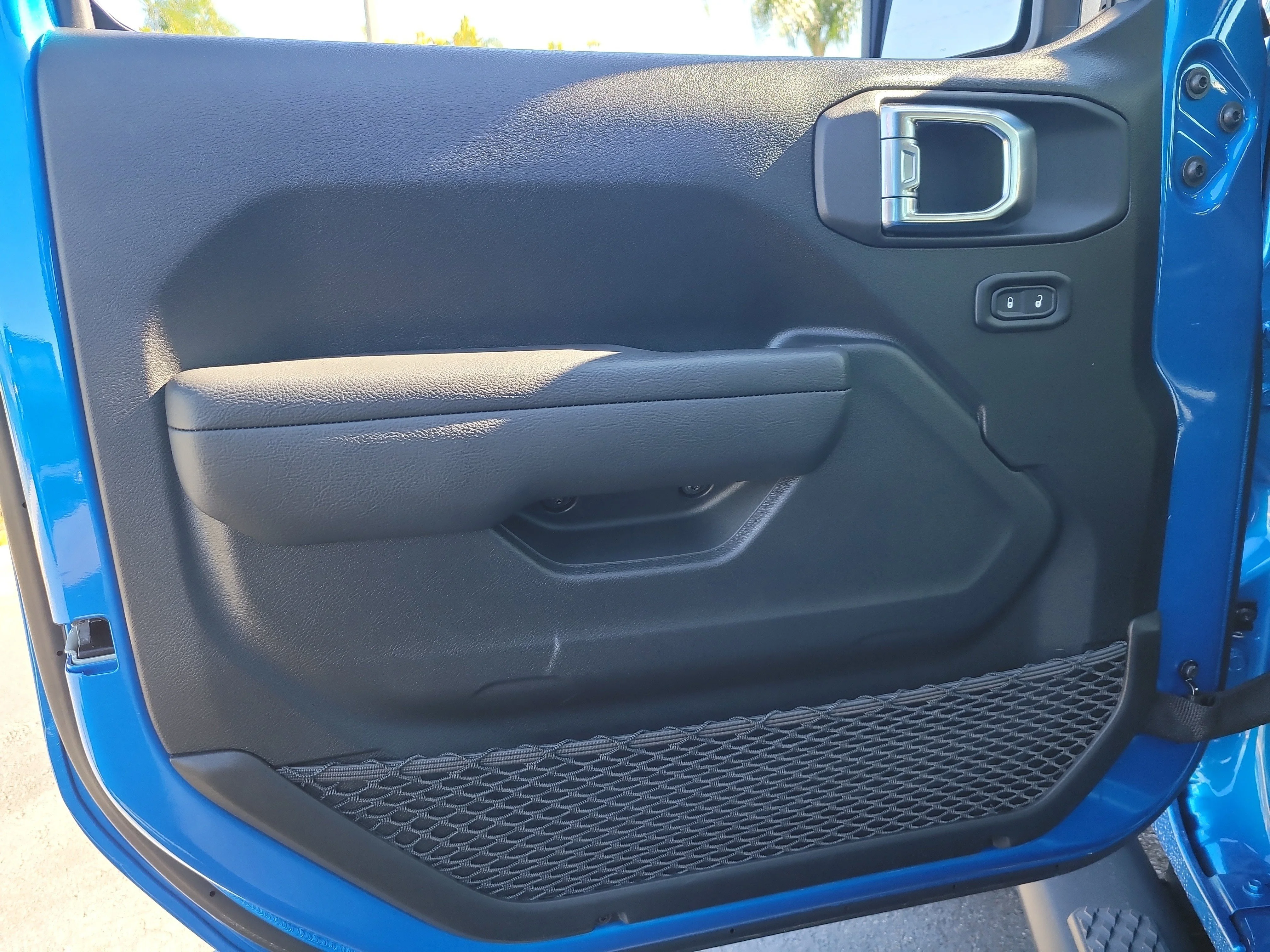 New 2026 Hydro Blue Pearlcoat Jeep Sport image 12