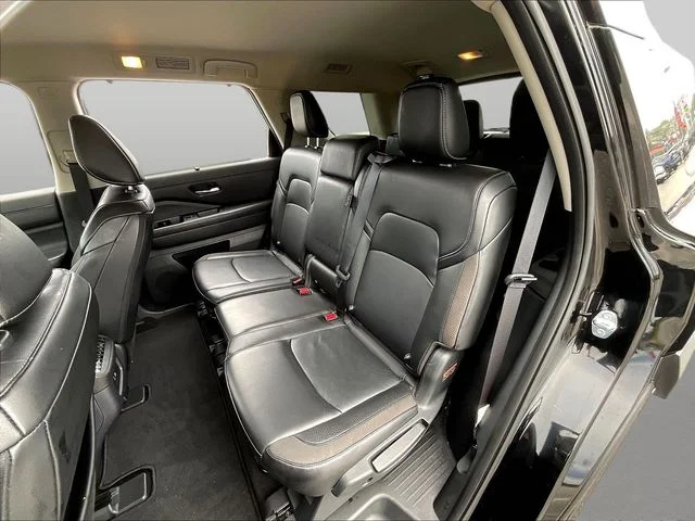 Used 2024 Black Nissan SL image 23