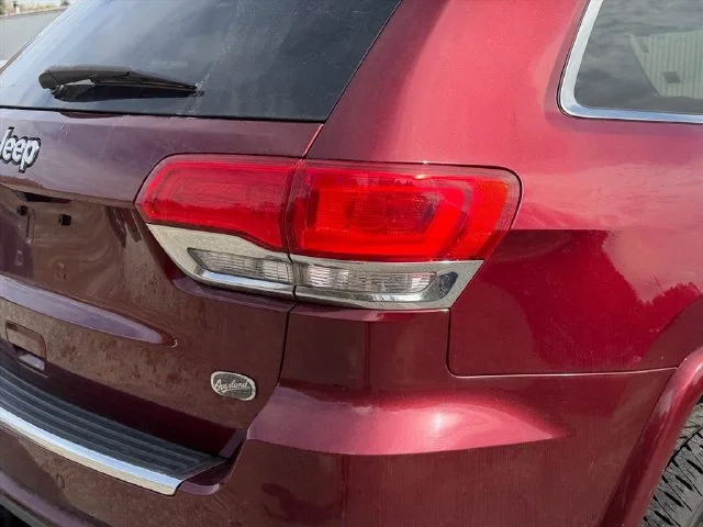 Used 2021 Red Jeep Overland image 16