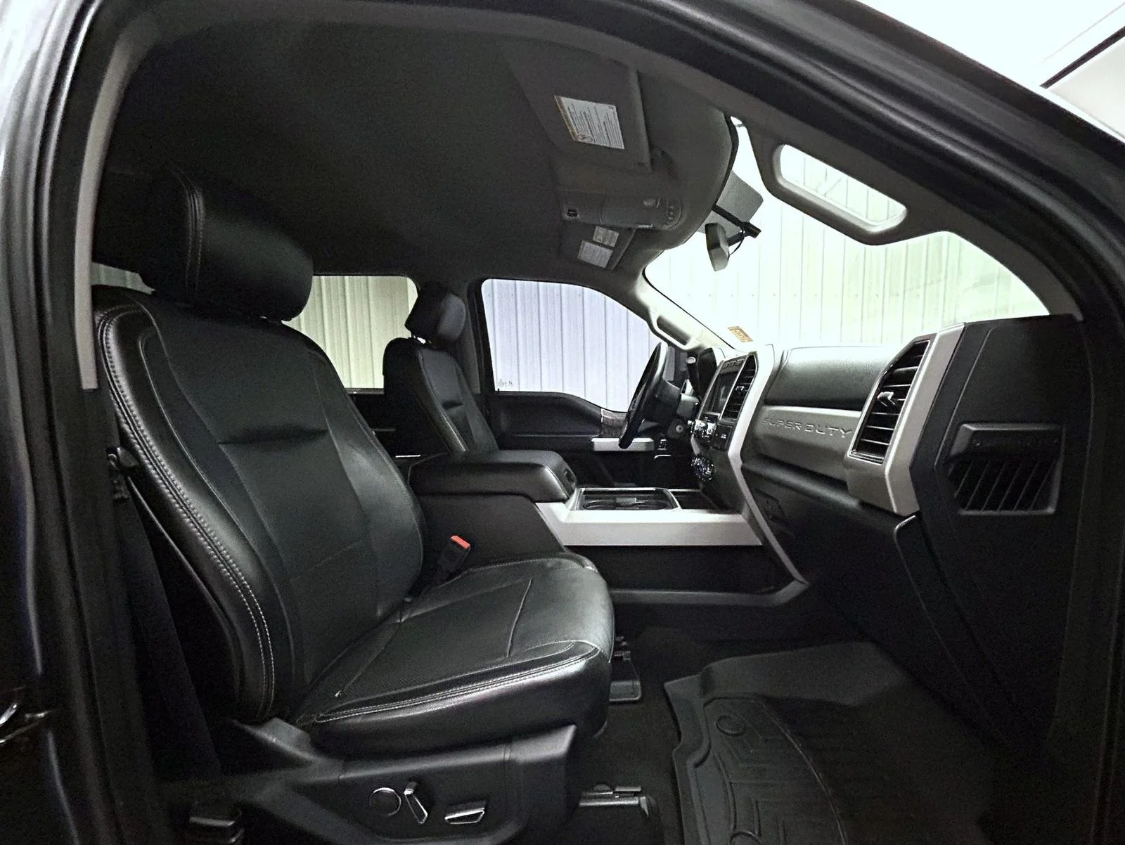 Used 2019 Gray Ford Lariat image 15
