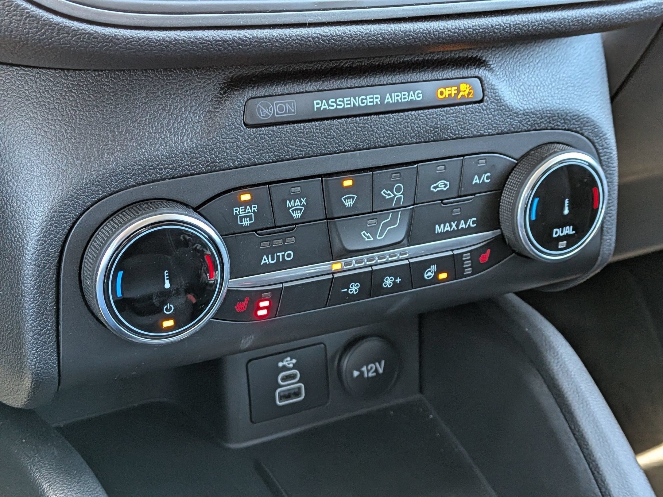 Used 2025 Oxford White Ford Active image 23