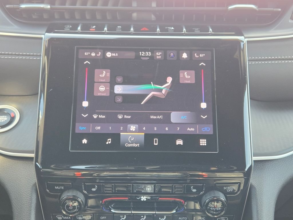 Used 2025 White Jeep Altitude X image 23