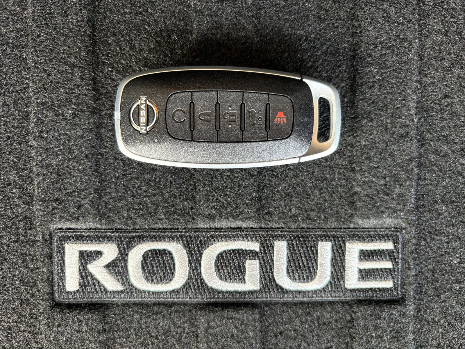 2026 Nissan Rogue Platinum - Photo 32