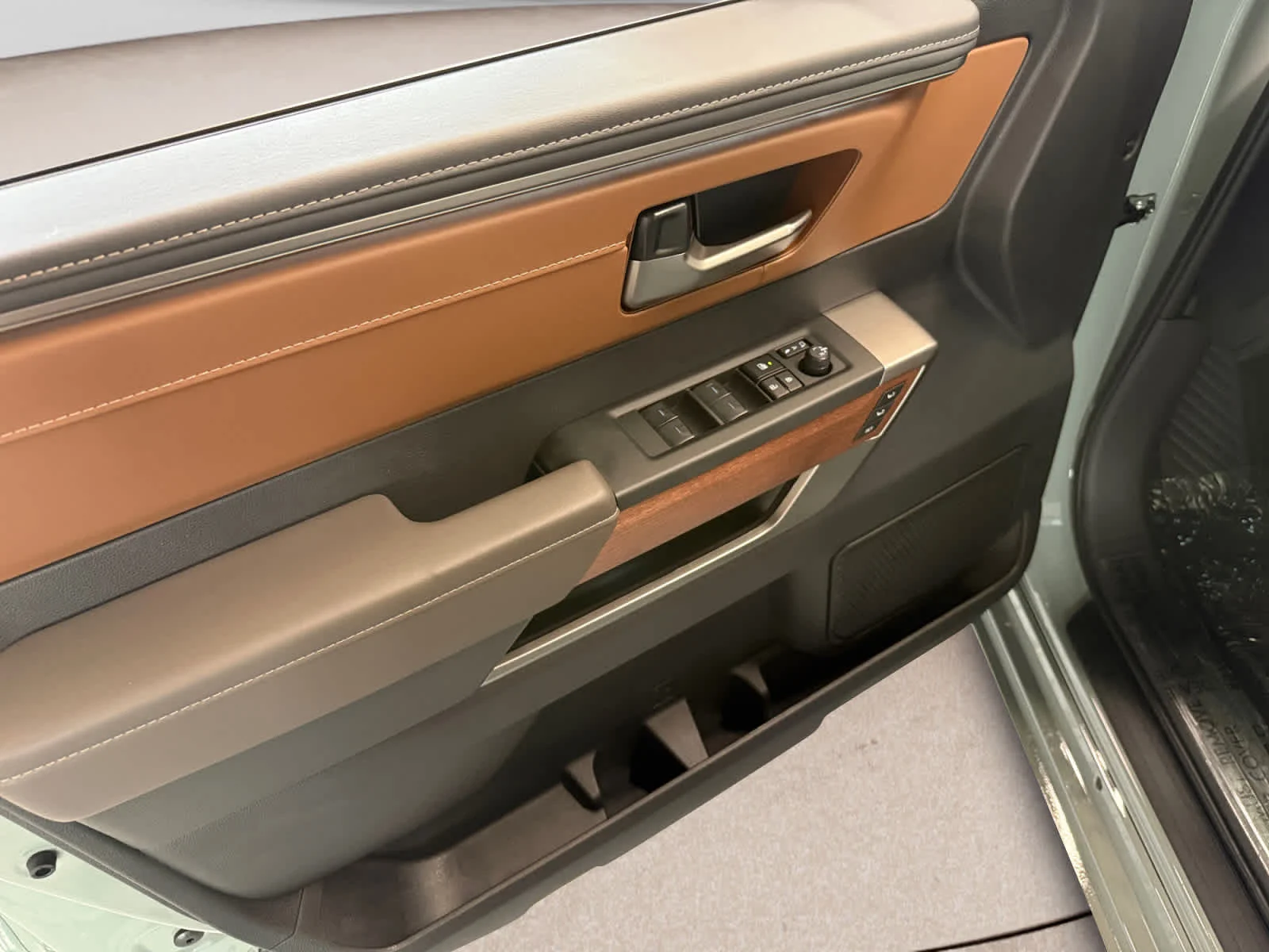 2026 Toyota Tundra 1794 Edition - Photo 10