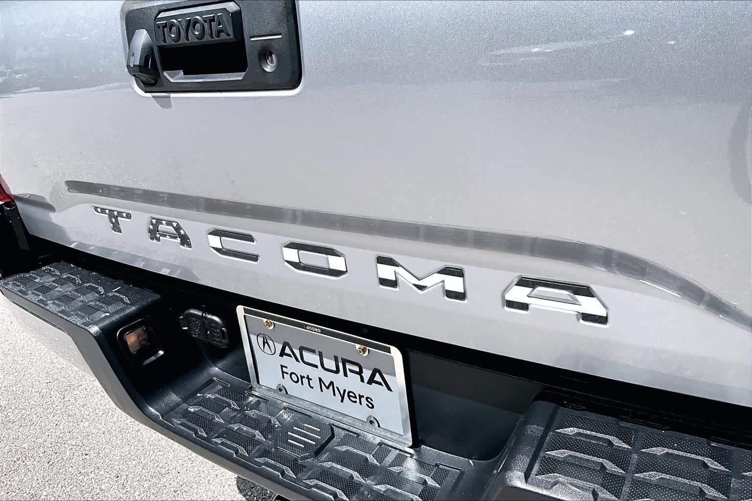 Used 2021 Silver Sky Metallic Toyota SR5 image 10