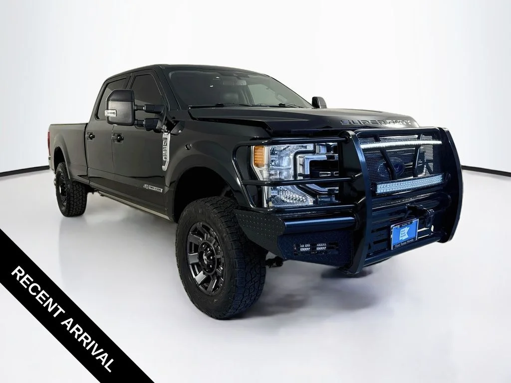 Used 2020 Black Metallic Ford Lariat image 1