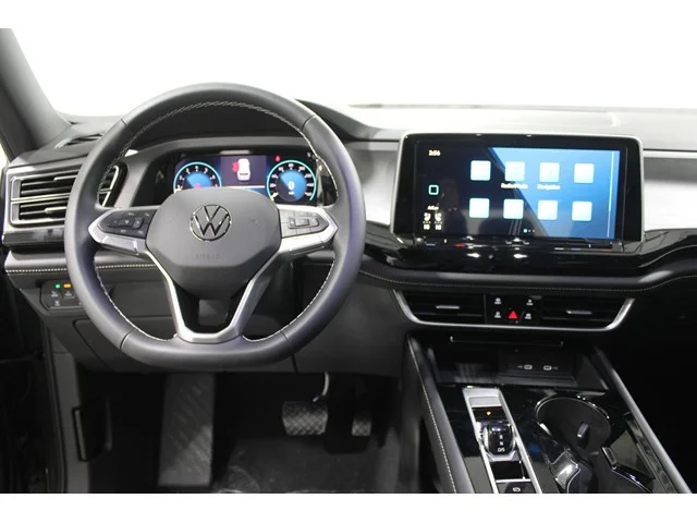 New 2026 Avocado Green Pearl Volkswagen 2.0T SE W/TECHNOLOGY image 2