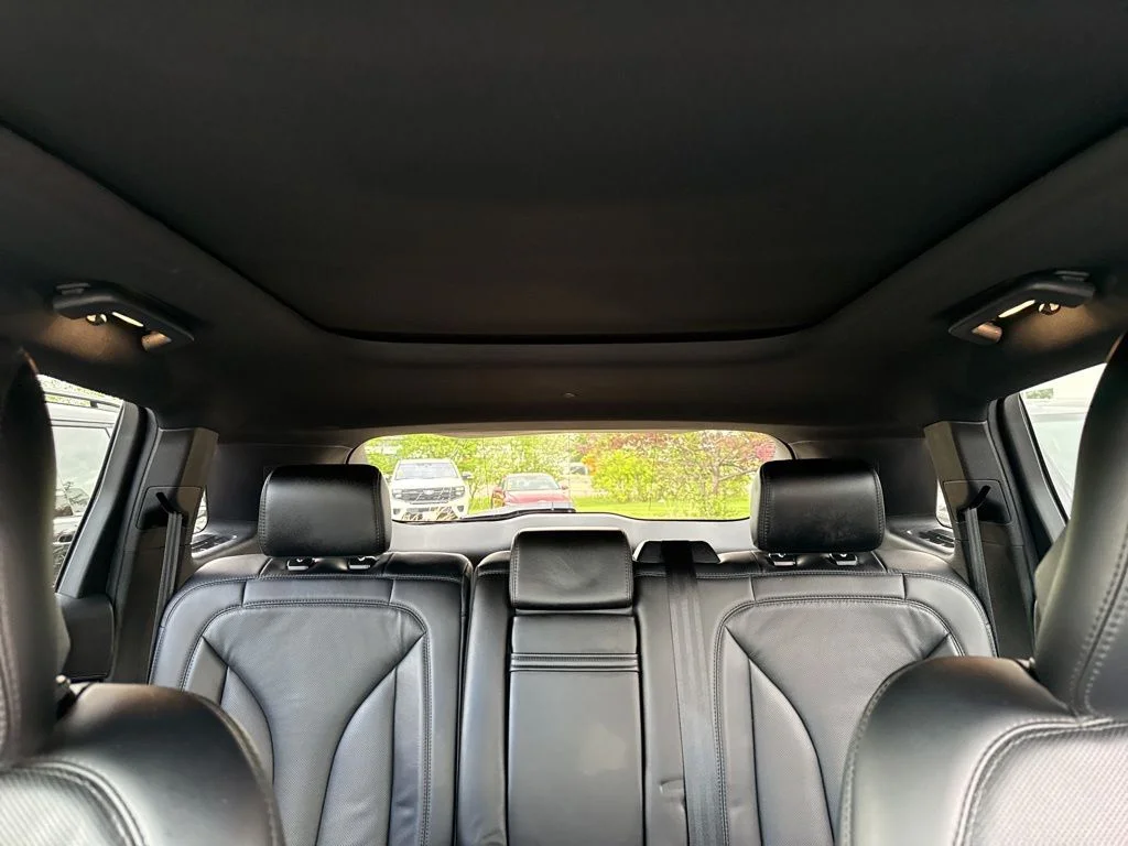 Used 2018 Burgundy Velvet Metallic Tinted Clearcoat Lincoln Reserve image 29