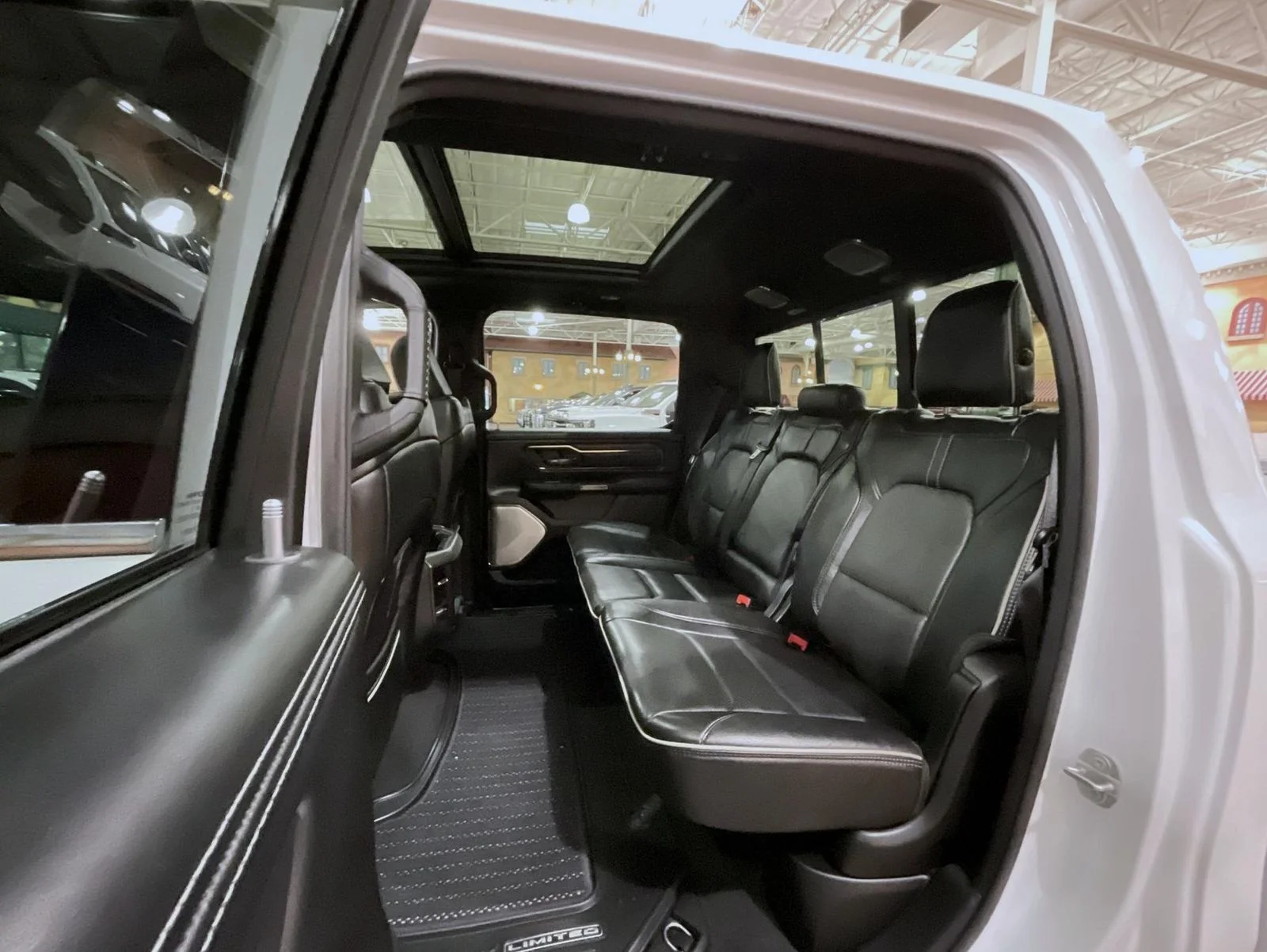 Used 2020 White Ram Limited image 19