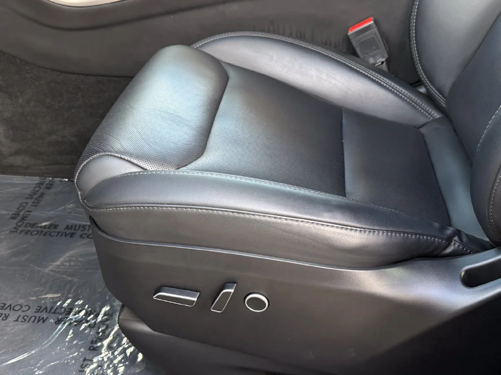Used 2024  Tesla NA image 27