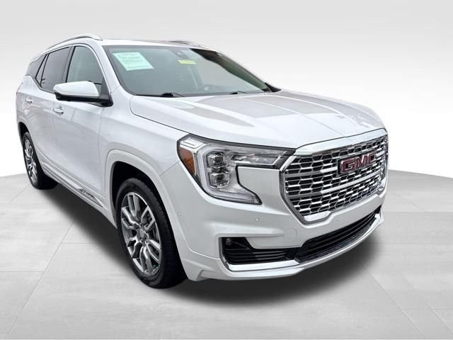 2024 GMC Terrain Denali AWD's photo