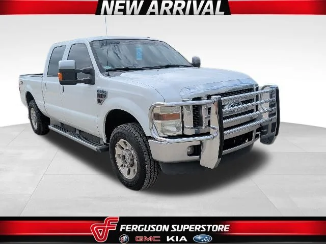 Used 2010 White Ford Lariat image 1