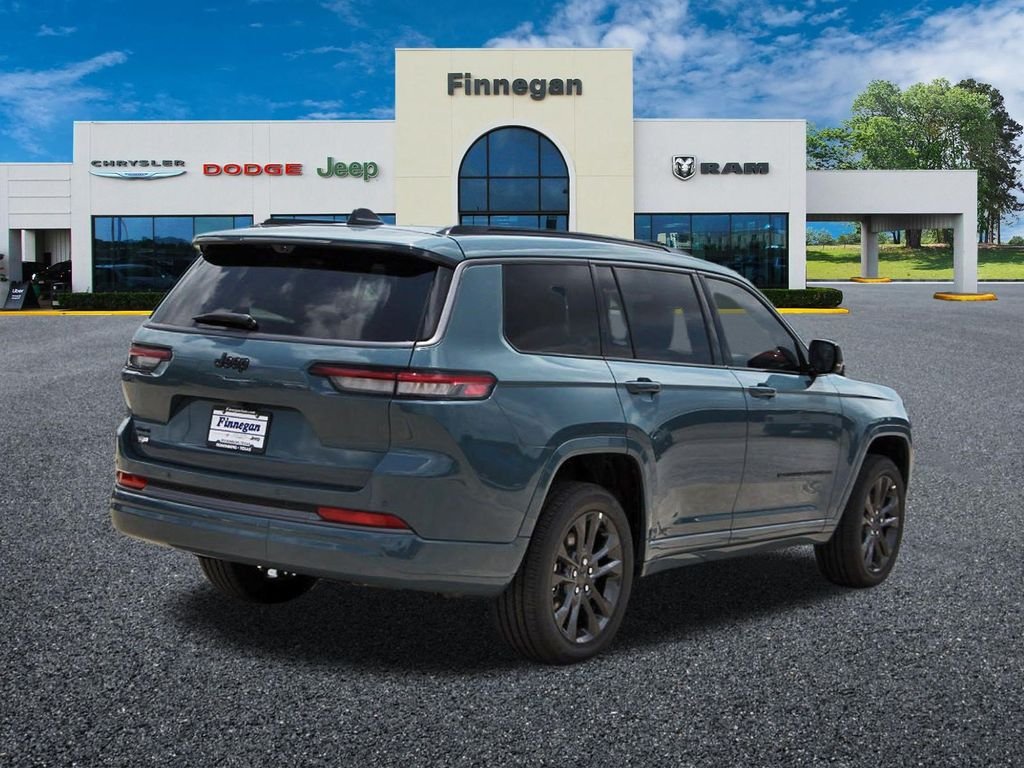 New 2026 Steel Blue Exterior Paint Jeep Limited image 6