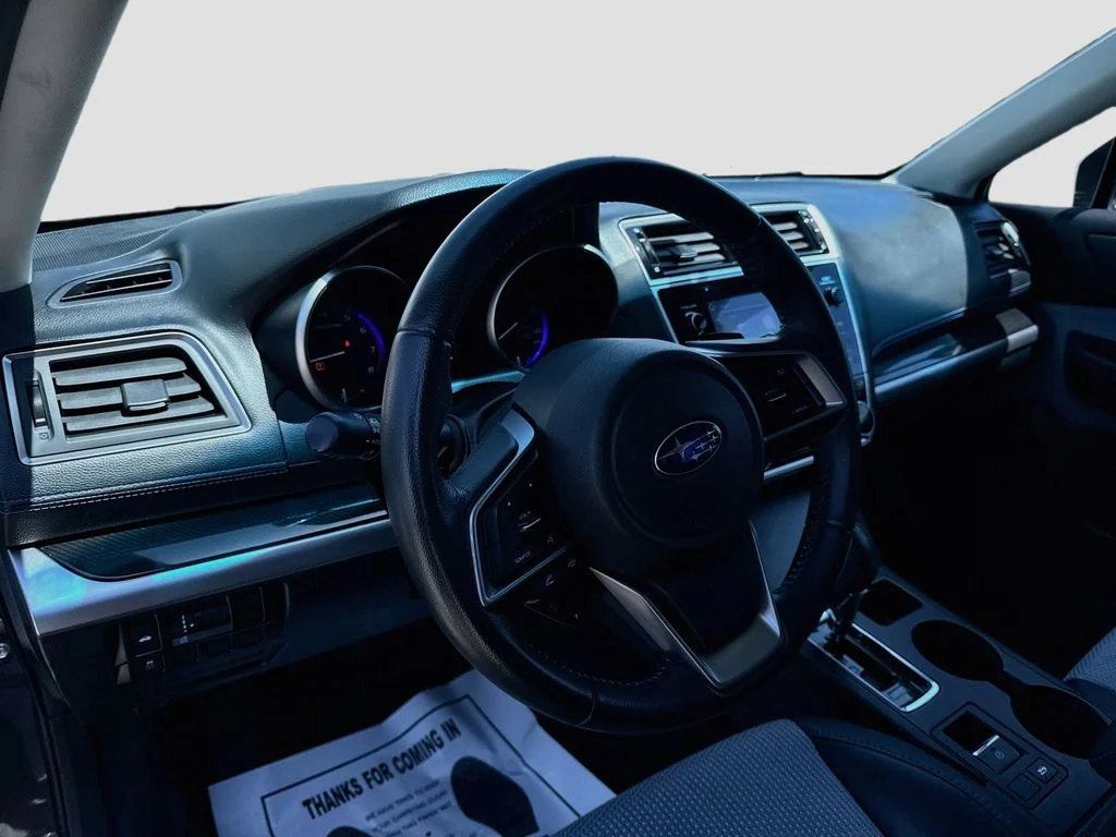 Used 2018 Gray Subaru 2.5i image 10