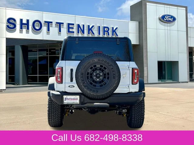 New 2026 Oxford White Ford Badlands® image 38
